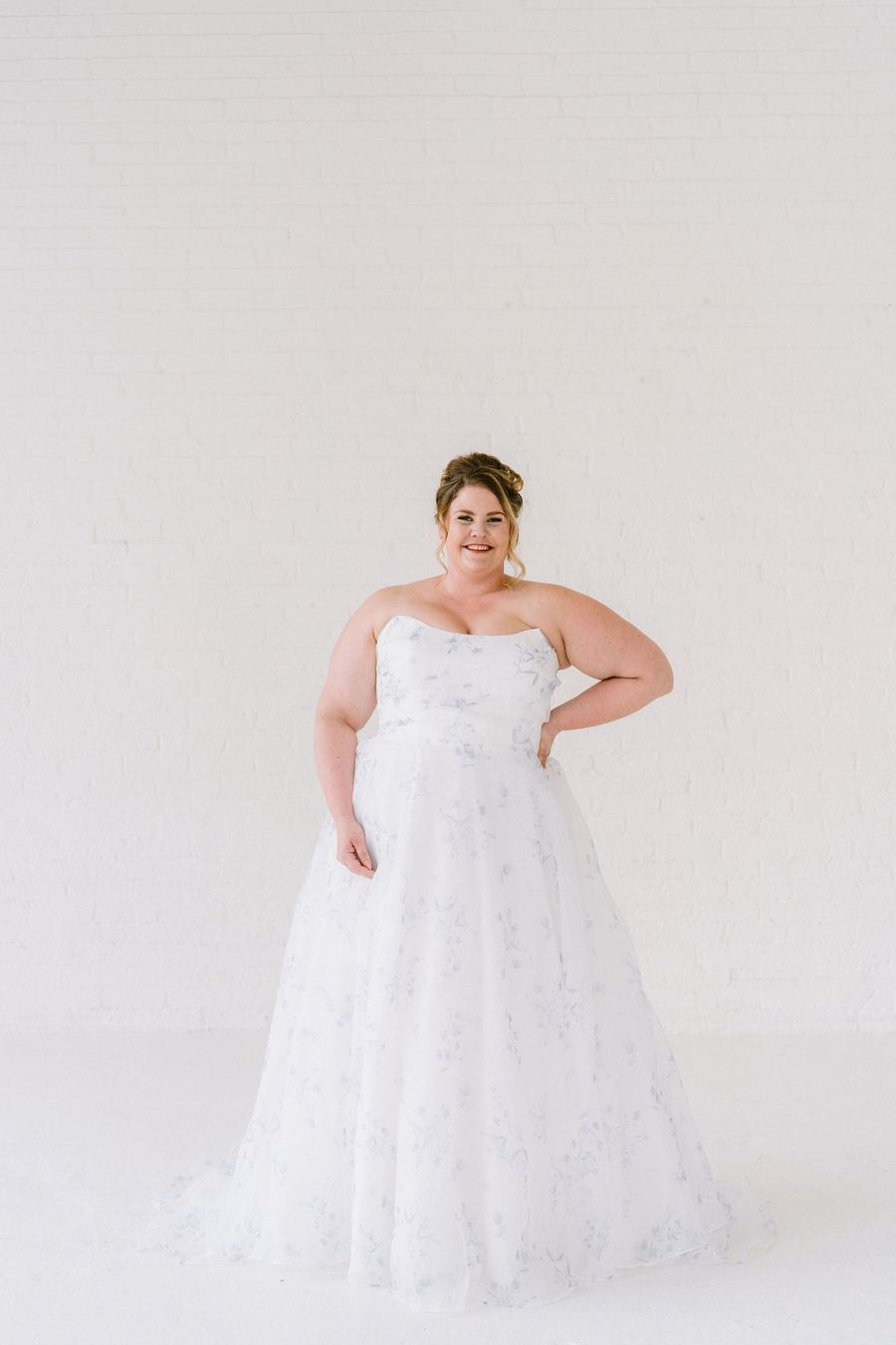 BLUE WILLOW bridal gown