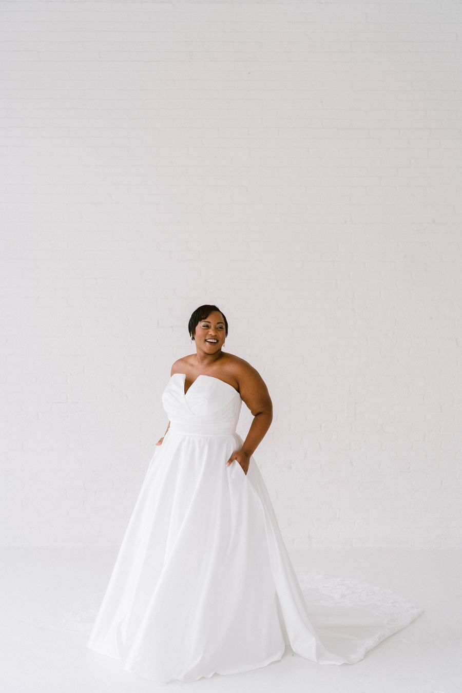 VICTORIA bridal gown