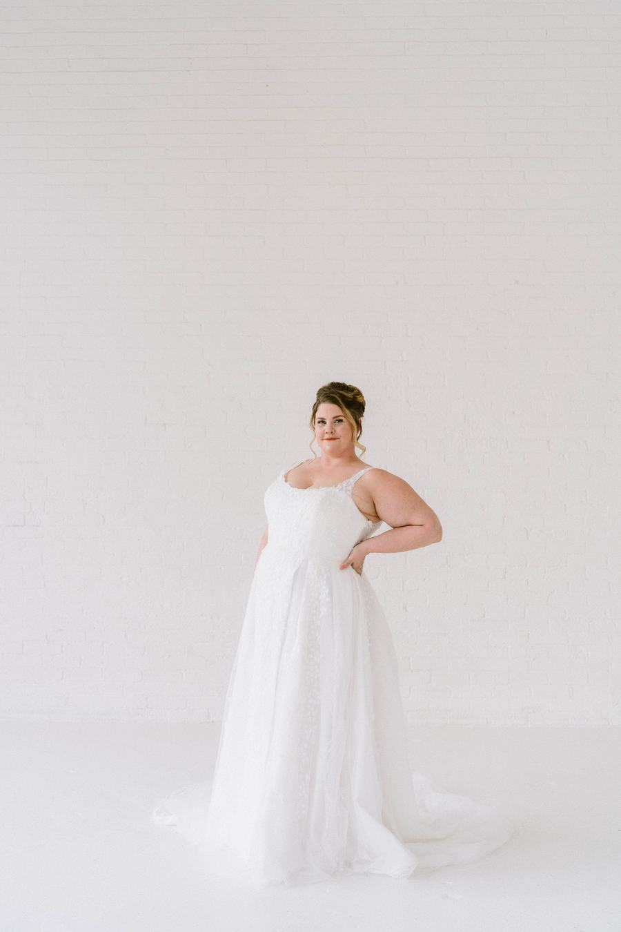 LILLY OF VALLEY bridal gown