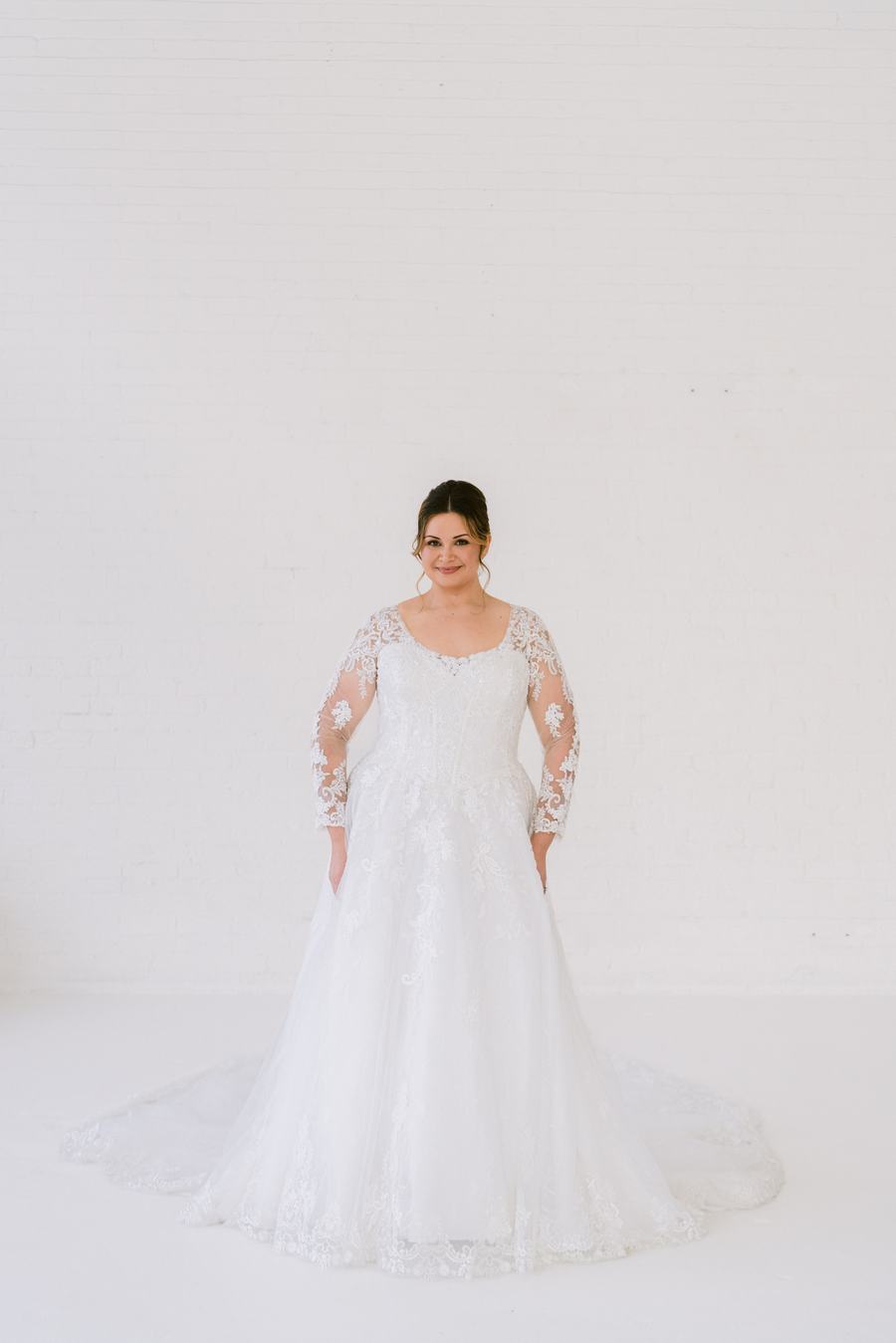 ELIZABETH bridal gown