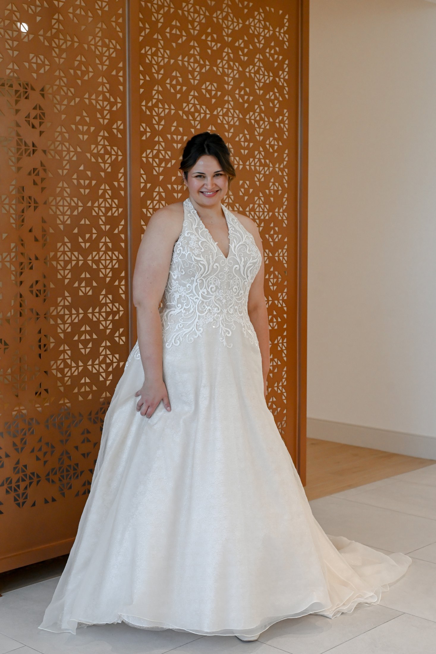 Rhea bridal gown