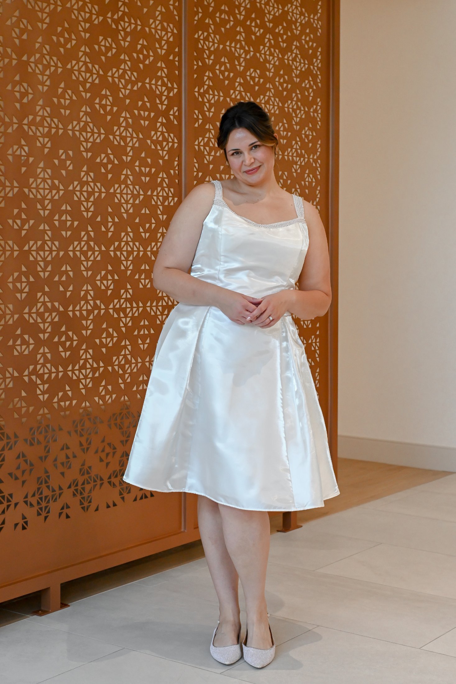 Lisa Mini bridal gown
